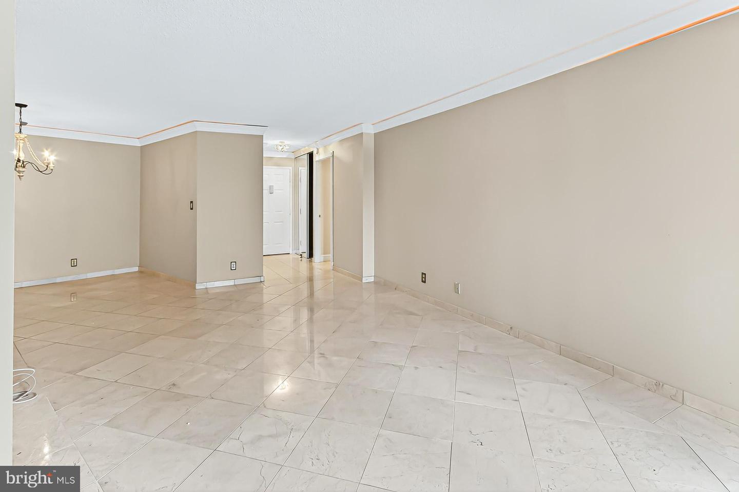 5903 MOUNT EAGLE DR #203, ALEXANDRIA, Virginia 22303, 1 Bedroom Bedrooms, ,1 BathroomBathrooms,Residential,For sale,5903 MOUNT EAGLE DR #203,VAFX2277464 MLS # VAFX2277464