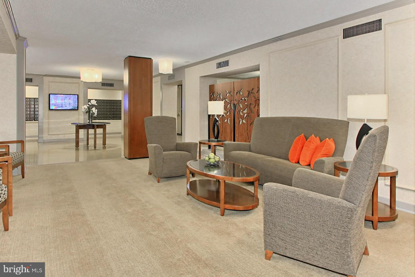 5903 MOUNT EAGLE DR #203, ALEXANDRIA, Virginia 22303, 1 Bedroom Bedrooms, ,1 BathroomBathrooms,Residential,For sale,5903 MOUNT EAGLE DR #203,VAFX2277464 MLS # VAFX2277464