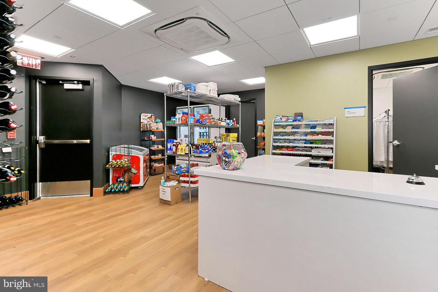 5903 MOUNT EAGLE DR #203, ALEXANDRIA, Virginia 22303, 1 Bedroom Bedrooms, ,1 BathroomBathrooms,Residential,For sale,5903 MOUNT EAGLE DR #203,VAFX2277464 MLS # VAFX2277464