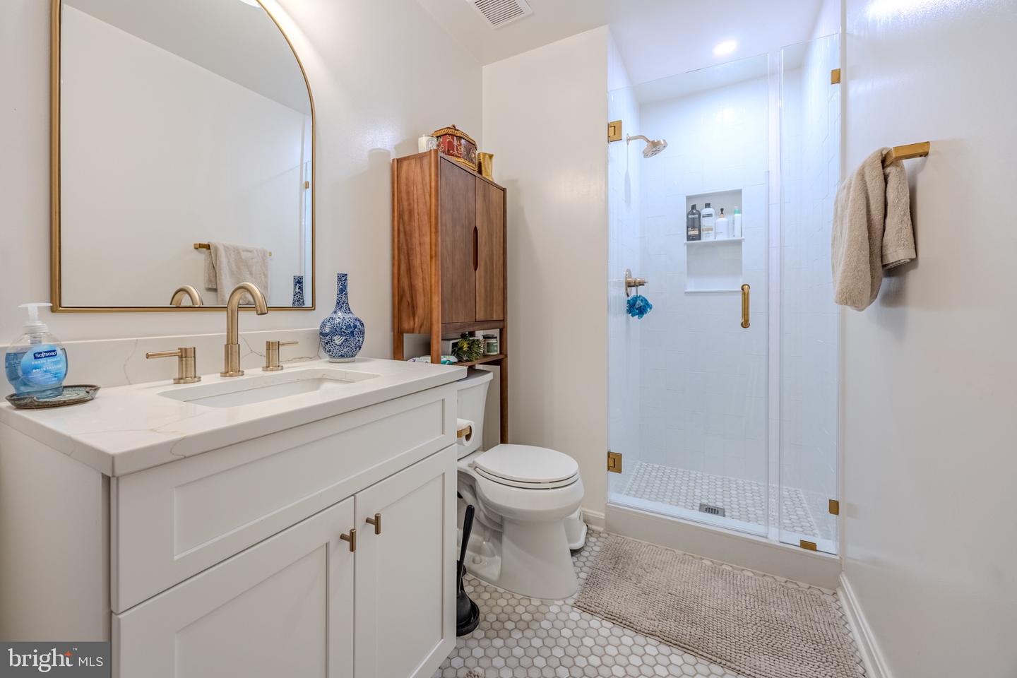 6347 CHIMNEY WOOD CT, ALEXANDRIA, Virginia 22306, 4 Bedrooms Bedrooms, 13 Rooms Rooms,2 BathroomsBathrooms,Residential,For sale,6347 CHIMNEY WOOD CT,VAFX2277466 MLS # VAFX2277466 6347 CHIMNEY WOOD CT, ALEXANDRIA, Virginia 22306, 4 Bedrooms Bedrooms, 13 Rooms Rooms,2 BathroomsBathrooms,Residential,For sale,6347 CHIMNEY WOOD CT,VAFX2277466 MLS # VAFX2277466