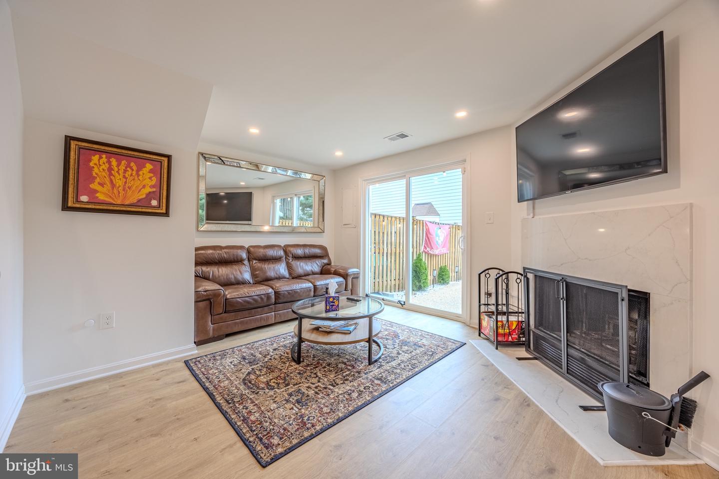 6347 CHIMNEY WOOD CT, ALEXANDRIA, Virginia 22306, 4 Bedrooms Bedrooms, 13 Rooms Rooms,2 BathroomsBathrooms,Residential,For sale,6347 CHIMNEY WOOD CT,VAFX2277466 MLS # VAFX2277466 6347 CHIMNEY WOOD CT, ALEXANDRIA, Virginia 22306, 4 Bedrooms Bedrooms, 13 Rooms Rooms,2 BathroomsBathrooms,Residential,For sale,6347 CHIMNEY WOOD CT,VAFX2277466 MLS # VAFX2277466