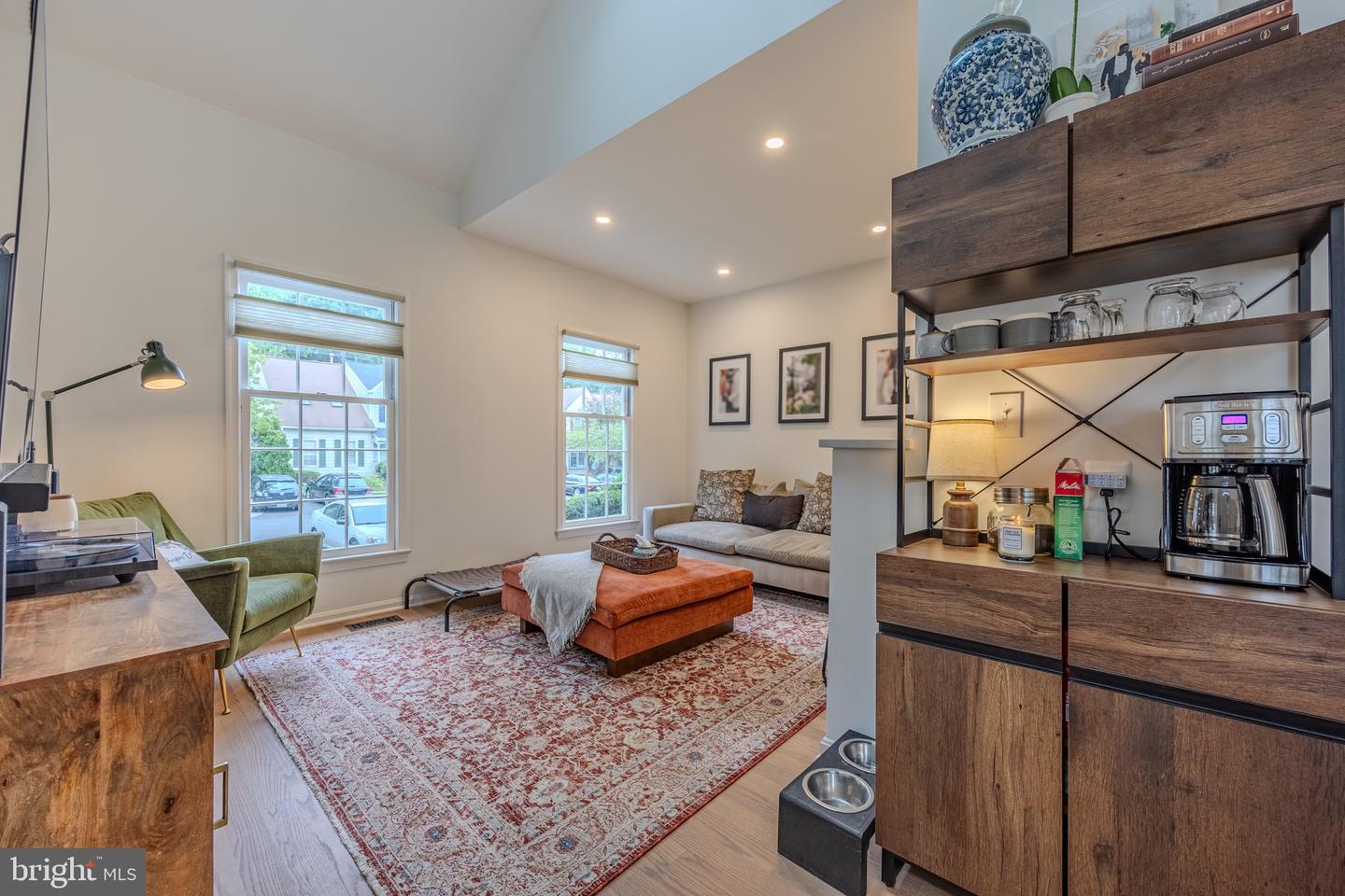 6347 CHIMNEY WOOD CT, ALEXANDRIA, Virginia 22306, 4 Bedrooms Bedrooms, 13 Rooms Rooms,2 BathroomsBathrooms,Residential,For sale,6347 CHIMNEY WOOD CT,VAFX2277466 MLS # VAFX2277466 6347 CHIMNEY WOOD CT, ALEXANDRIA, Virginia 22306, 4 Bedrooms Bedrooms, 13 Rooms Rooms,2 BathroomsBathrooms,Residential,For sale,6347 CHIMNEY WOOD CT,VAFX2277466 MLS # VAFX2277466