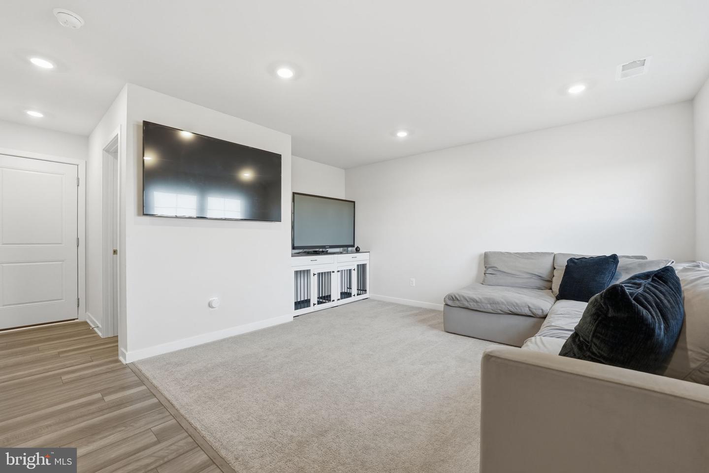 20131 STONEHAVEN, JEFFERSONTON, Virginia 22724, 3 Bedrooms Bedrooms, ,2 BathroomsBathrooms,Residential,For sale,20131 STONEHAVEN,VACU2011972 MLS # VACU2011972 20131 STONEHAVEN, JEFFERSONTON, Virginia 22724, 3 Bedrooms Bedrooms, ,2 BathroomsBathrooms,Residential,For sale,20131 STONEHAVEN,VACU2011972 MLS # VACU2011972