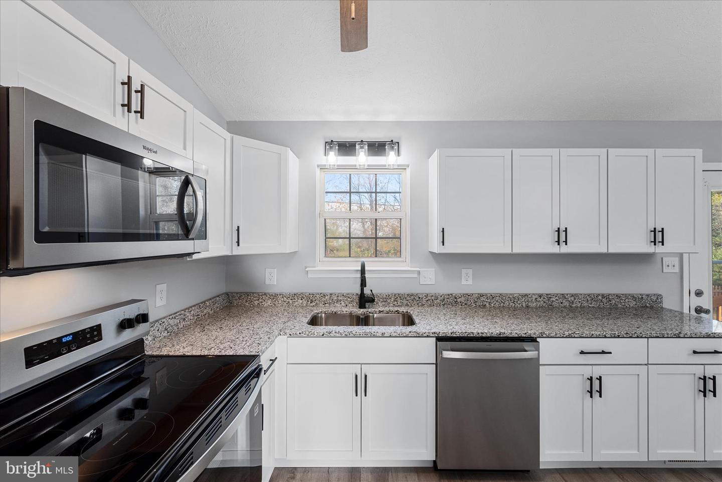 807 BUTLER AVE, WINCHESTER, Virginia 22601, 5 Bedrooms Bedrooms, ,3 BathroomsBathrooms,Residential,For sale,807 BUTLER AVE,VAFV2037836 MLS # VAFV2037836 807 BUTLER AVE, WINCHESTER, Virginia 22601, 5 Bedrooms Bedrooms, ,3 BathroomsBathrooms,Residential,For sale,807 BUTLER AVE,VAFV2037836 MLS # VAFV2037836