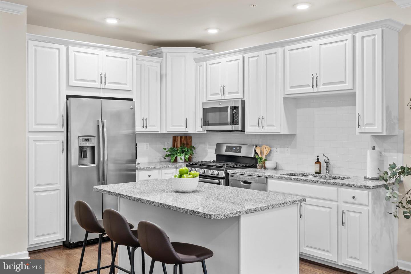 23271 SOUTHDOWN MANOR TER #108, ASHBURN, Virginia 20148, 2 Bedrooms Bedrooms, 6 Rooms Rooms,2 BathroomsBathrooms,Residential,For sale,23271 SOUTHDOWN MANOR TER #108,VALO2110456 MLS # VALO2110456 23271 SOUTHDOWN MANOR TER #108, ASHBURN, Virginia 20148, 2 Bedrooms Bedrooms, 6 Rooms Rooms,2 BathroomsBathrooms,Residential,For sale,23271 SOUTHDOWN MANOR TER #108,VALO2110456 MLS # VALO2110456