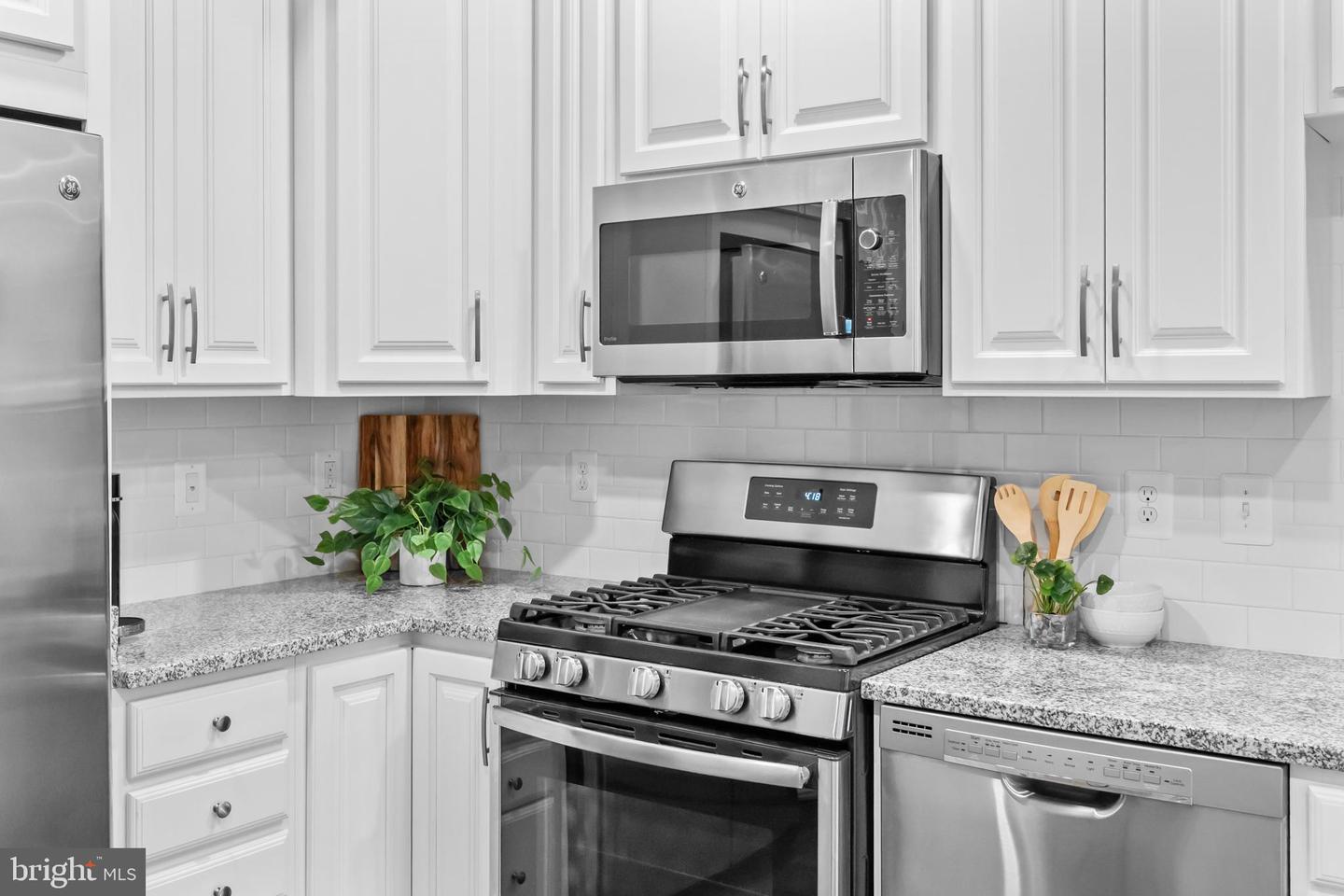 23271 SOUTHDOWN MANOR TER #108, ASHBURN, Virginia 20148, 2 Bedrooms Bedrooms, 6 Rooms Rooms,2 BathroomsBathrooms,Residential,For sale,23271 SOUTHDOWN MANOR TER #108,VALO2110456 MLS # VALO2110456 23271 SOUTHDOWN MANOR TER #108, ASHBURN, Virginia 20148, 2 Bedrooms Bedrooms, 6 Rooms Rooms,2 BathroomsBathrooms,Residential,For sale,23271 SOUTHDOWN MANOR TER #108,VALO2110456 MLS # VALO2110456