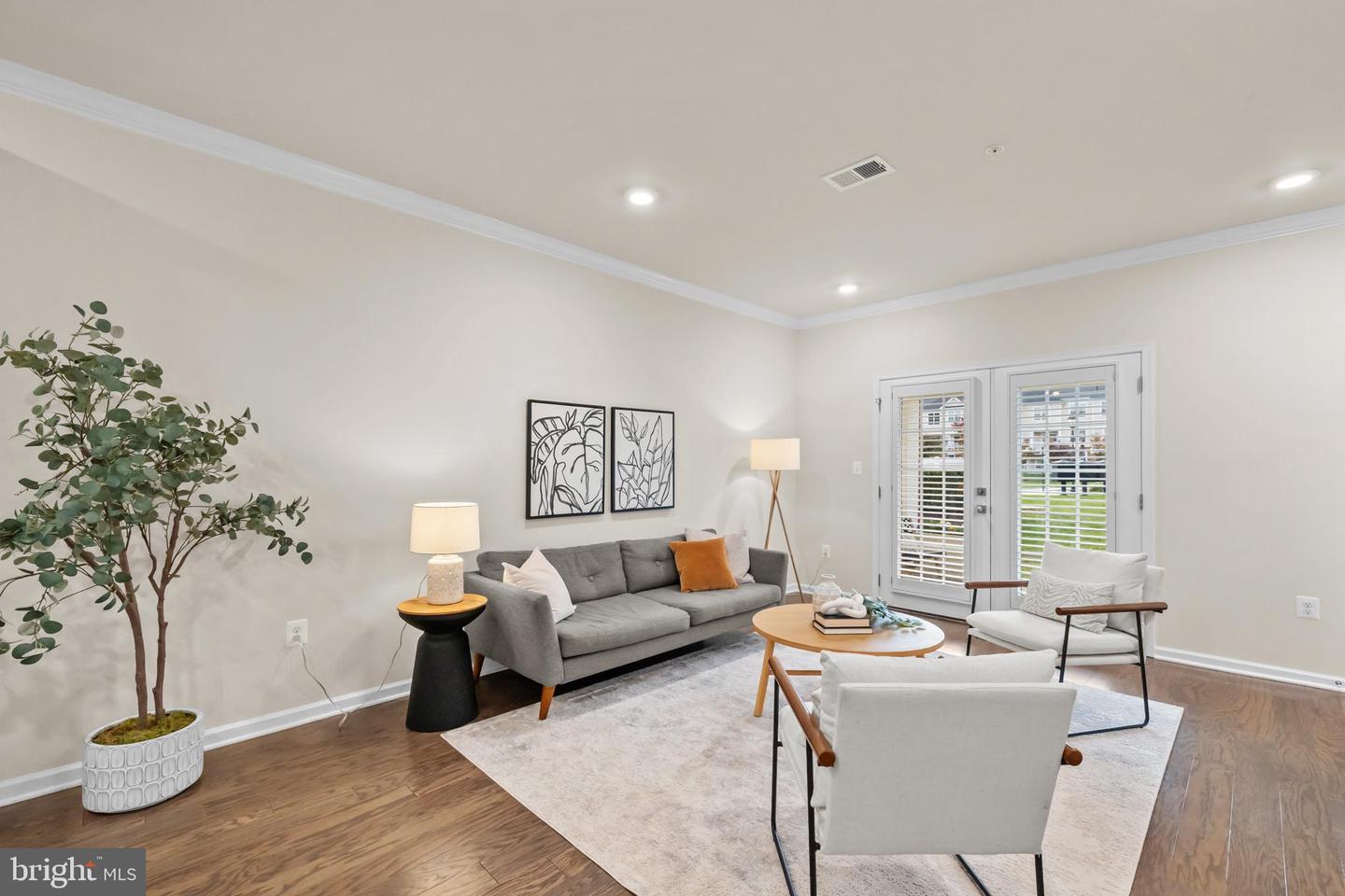 23271 SOUTHDOWN MANOR TER #108, ASHBURN, Virginia 20148, 2 Bedrooms Bedrooms, 6 Rooms Rooms,2 BathroomsBathrooms,Residential,For sale,23271 SOUTHDOWN MANOR TER #108,VALO2110456 MLS # VALO2110456 23271 SOUTHDOWN MANOR TER #108, ASHBURN, Virginia 20148, 2 Bedrooms Bedrooms, 6 Rooms Rooms,2 BathroomsBathrooms,Residential,For sale,23271 SOUTHDOWN MANOR TER #108,VALO2110456 MLS # VALO2110456