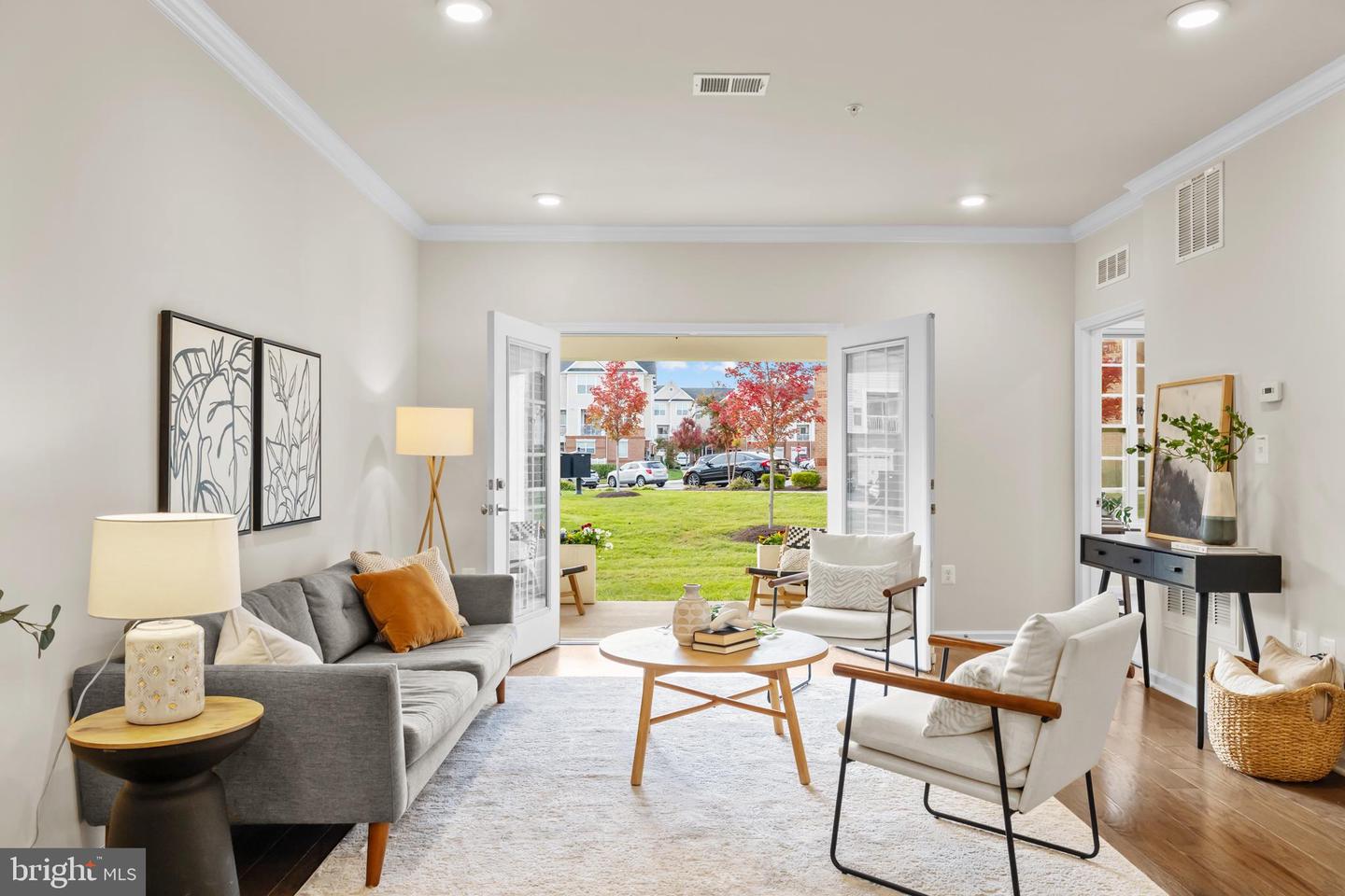 23271 SOUTHDOWN MANOR TER #108, ASHBURN, Virginia 20148, 2 Bedrooms Bedrooms, 6 Rooms Rooms,2 BathroomsBathrooms,Residential,For sale,23271 SOUTHDOWN MANOR TER #108,VALO2110456 MLS # VALO2110456 23271 SOUTHDOWN MANOR TER #108, ASHBURN, Virginia 20148, 2 Bedrooms Bedrooms, 6 Rooms Rooms,2 BathroomsBathrooms,Residential,For sale,23271 SOUTHDOWN MANOR TER #108,VALO2110456 MLS # VALO2110456