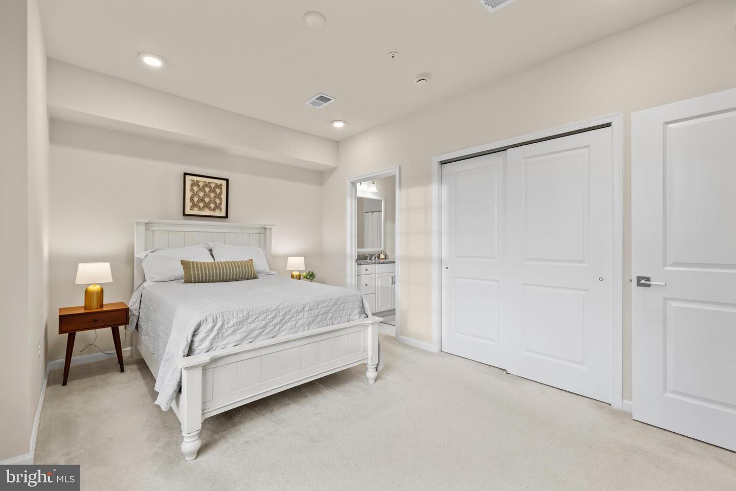 23271 SOUTHDOWN MANOR TER #108, ASHBURN, Virginia 20148, 2 Bedrooms Bedrooms, 6 Rooms Rooms,2 BathroomsBathrooms,Residential,For sale,23271 SOUTHDOWN MANOR TER #108,VALO2110456 MLS # VALO2110456 23271 SOUTHDOWN MANOR TER #108, ASHBURN, Virginia 20148, 2 Bedrooms Bedrooms, 6 Rooms Rooms,2 BathroomsBathrooms,Residential,For sale,23271 SOUTHDOWN MANOR TER #108,VALO2110456 MLS # VALO2110456