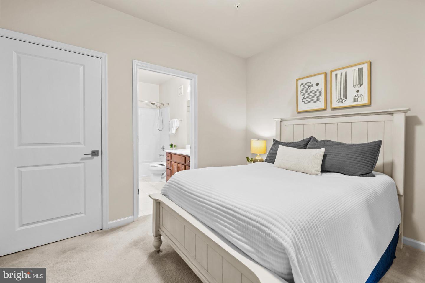 23271 SOUTHDOWN MANOR TER #108, ASHBURN, Virginia 20148, 2 Bedrooms Bedrooms, 6 Rooms Rooms,2 BathroomsBathrooms,Residential,For sale,23271 SOUTHDOWN MANOR TER #108,VALO2110456 MLS # VALO2110456 23271 SOUTHDOWN MANOR TER #108, ASHBURN, Virginia 20148, 2 Bedrooms Bedrooms, 6 Rooms Rooms,2 BathroomsBathrooms,Residential,For sale,23271 SOUTHDOWN MANOR TER #108,VALO2110456 MLS # VALO2110456