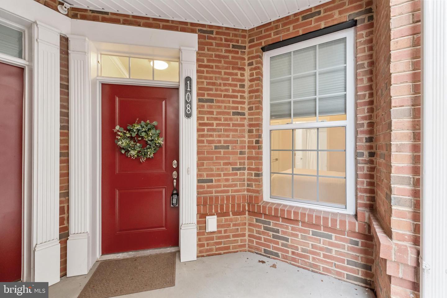 23271 SOUTHDOWN MANOR TER #108, ASHBURN, Virginia 20148, 2 Bedrooms Bedrooms, 6 Rooms Rooms,2 BathroomsBathrooms,Residential,For sale,23271 SOUTHDOWN MANOR TER #108,VALO2110456 MLS # VALO2110456 23271 SOUTHDOWN MANOR TER #108, ASHBURN, Virginia 20148, 2 Bedrooms Bedrooms, 6 Rooms Rooms,2 BathroomsBathrooms,Residential,For sale,23271 SOUTHDOWN MANOR TER #108,VALO2110456 MLS # VALO2110456