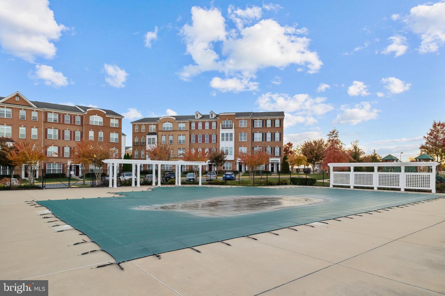 23271 SOUTHDOWN MANOR TER #108, ASHBURN, Virginia 20148, 2 Bedrooms Bedrooms, 6 Rooms Rooms,2 BathroomsBathrooms,Residential,For sale,23271 SOUTHDOWN MANOR TER #108,VALO2110456 MLS # VALO2110456 23271 SOUTHDOWN MANOR TER #108, ASHBURN, Virginia 20148, 2 Bedrooms Bedrooms, 6 Rooms Rooms,2 BathroomsBathrooms,Residential,For sale,23271 SOUTHDOWN MANOR TER #108,VALO2110456 MLS # VALO2110456