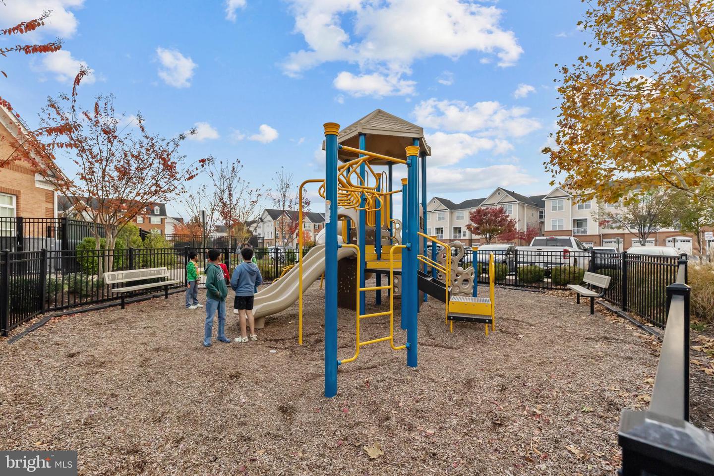 23271 SOUTHDOWN MANOR TER #108, ASHBURN, Virginia 20148, 2 Bedrooms Bedrooms, 6 Rooms Rooms,2 BathroomsBathrooms,Residential,For sale,23271 SOUTHDOWN MANOR TER #108,VALO2110456 MLS # VALO2110456 23271 SOUTHDOWN MANOR TER #108, ASHBURN, Virginia 20148, 2 Bedrooms Bedrooms, 6 Rooms Rooms,2 BathroomsBathrooms,Residential,For sale,23271 SOUTHDOWN MANOR TER #108,VALO2110456 MLS # VALO2110456