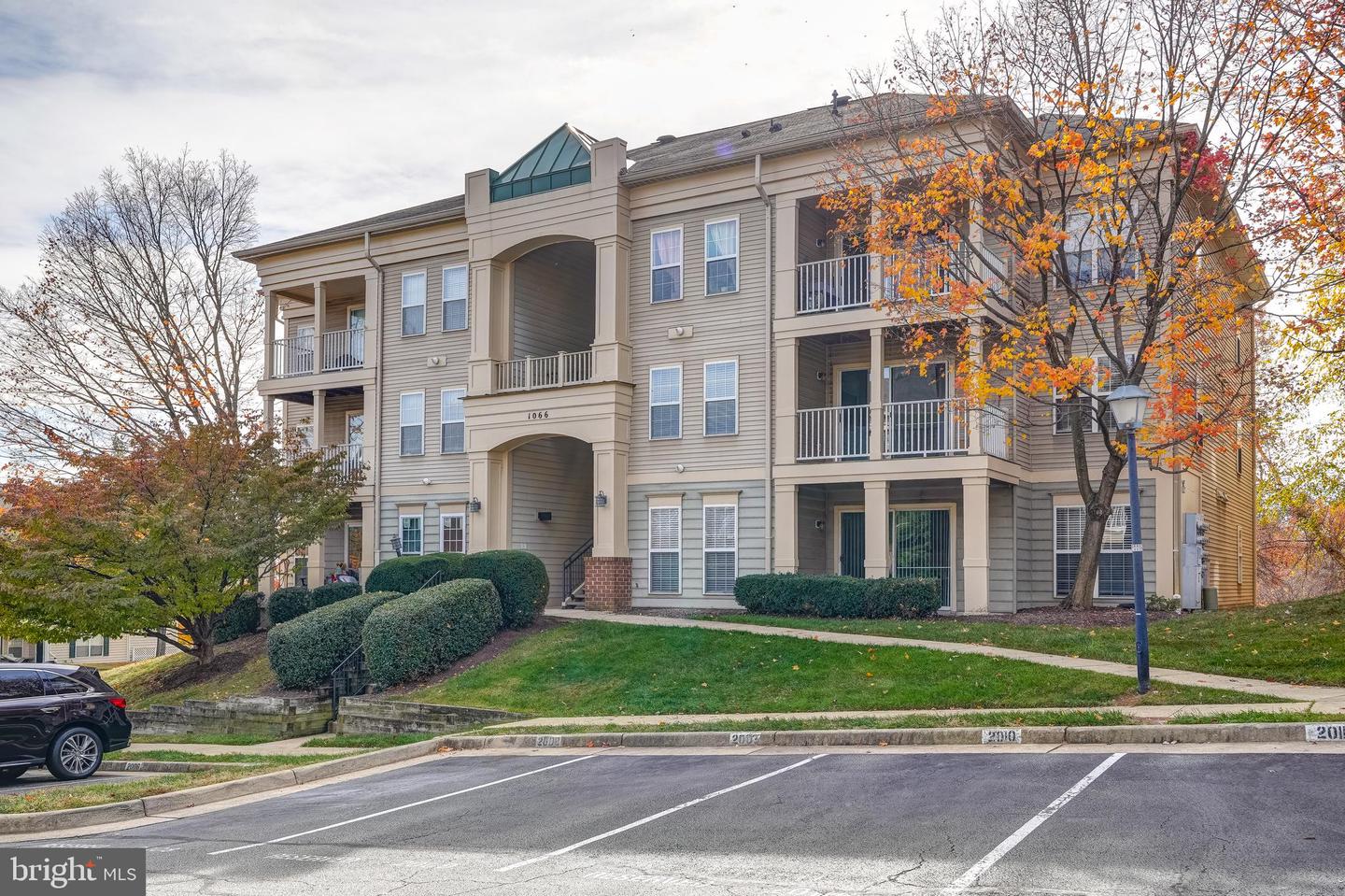 1066 GARDENVIEW LOOP #304, WOODBRIDGE, Virginia 22191, 2 Bedrooms Bedrooms, ,2 BathroomsBathrooms,Residential,For sale,1066 GARDENVIEW LOOP #304,VAPW2107232 MLS # VAPW2107232 1066 GARDENVIEW LOOP #304, WOODBRIDGE, Virginia 22191, 2 Bedrooms Bedrooms, ,2 BathroomsBathrooms,Residential,For sale,1066 GARDENVIEW LOOP #304,VAPW2107232 MLS # VAPW2107232