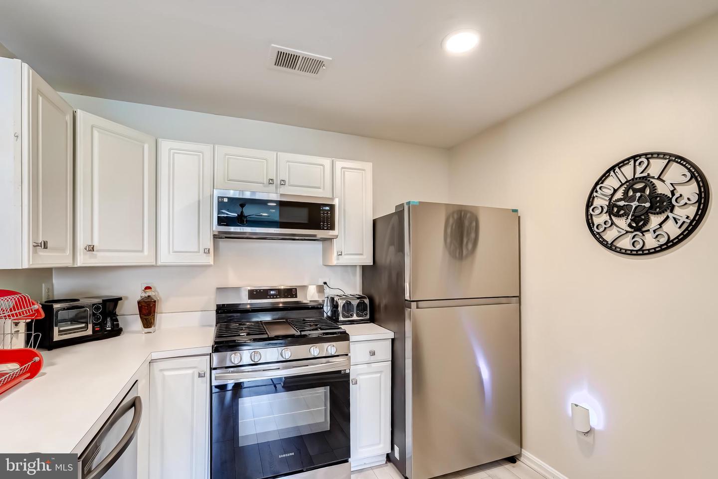 1066 GARDENVIEW LOOP #304, WOODBRIDGE, Virginia 22191, 2 Bedrooms Bedrooms, ,2 BathroomsBathrooms,Residential,For sale,1066 GARDENVIEW LOOP #304,VAPW2107232 MLS # VAPW2107232 1066 GARDENVIEW LOOP #304, WOODBRIDGE, Virginia 22191, 2 Bedrooms Bedrooms, ,2 BathroomsBathrooms,Residential,For sale,1066 GARDENVIEW LOOP #304,VAPW2107232 MLS # VAPW2107232