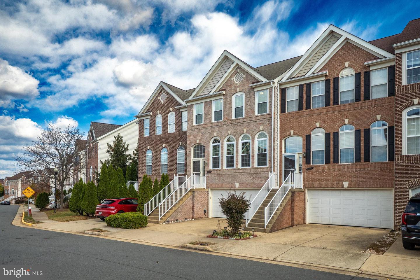 21292 VICTORIAS CROSS TER, ASHBURN, Virginia 20147, 4 Bedrooms Bedrooms, ,3 BathroomsBathrooms,Residential,For sale,21292 VICTORIAS CROSS TER,VALO2110468 MLS # VALO2110468