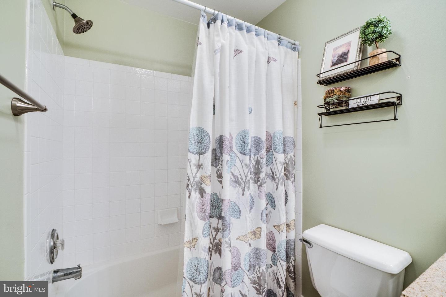 21292 VICTORIAS CROSS TER, ASHBURN, Virginia 20147, 4 Bedrooms Bedrooms, ,3 BathroomsBathrooms,Residential,For sale,21292 VICTORIAS CROSS TER,VALO2110468 MLS # VALO2110468