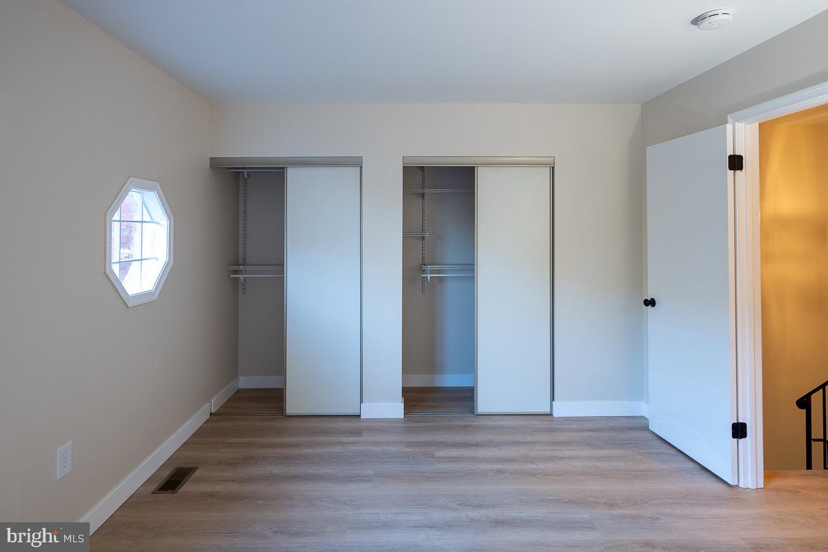 4703 S PARK CT, WOODBRIDGE, Virginia 22193, 3 Bedrooms Bedrooms, 9 Rooms Rooms,2 BathroomsBathrooms,Residential,For sale,4703 S PARK CT,VAPW2107242 MLS # VAPW2107242 4703 S PARK CT, WOODBRIDGE, Virginia 22193, 3 Bedrooms Bedrooms, 9 Rooms Rooms,2 BathroomsBathrooms,Residential,For sale,4703 S PARK CT,VAPW2107242 MLS # VAPW2107242