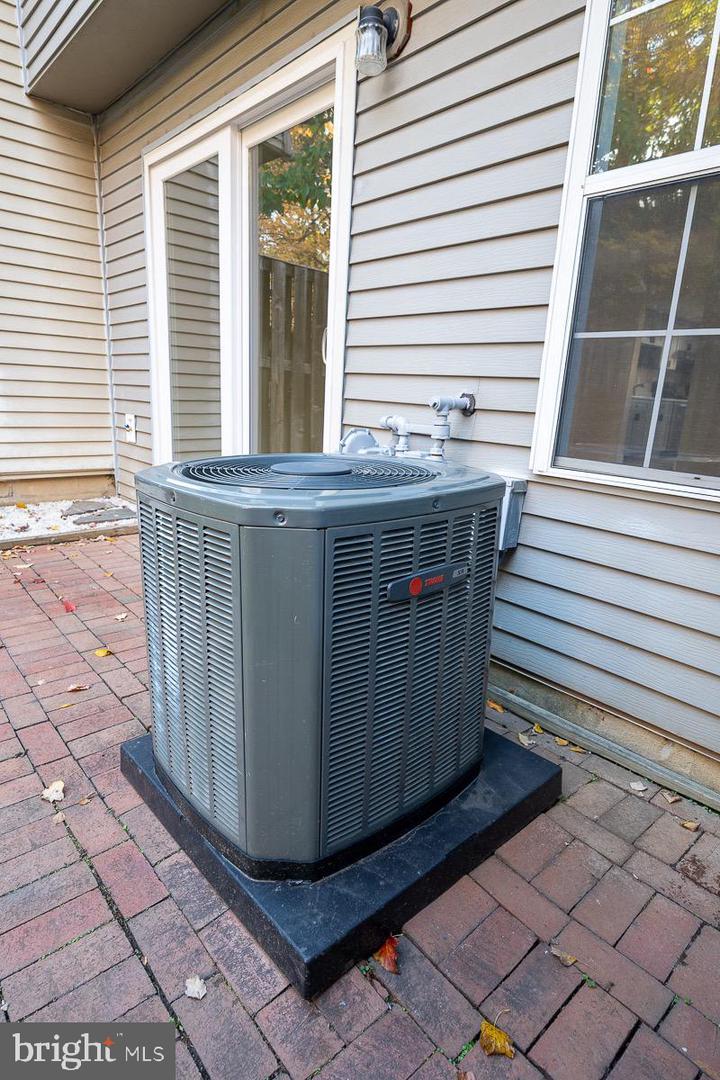 4703 S PARK CT, WOODBRIDGE, Virginia 22193, 3 Bedrooms Bedrooms, 9 Rooms Rooms,2 BathroomsBathrooms,Residential,For sale,4703 S PARK CT,VAPW2107242 MLS # VAPW2107242 4703 S PARK CT, WOODBRIDGE, Virginia 22193, 3 Bedrooms Bedrooms, 9 Rooms Rooms,2 BathroomsBathrooms,Residential,For sale,4703 S PARK CT,VAPW2107242 MLS # VAPW2107242