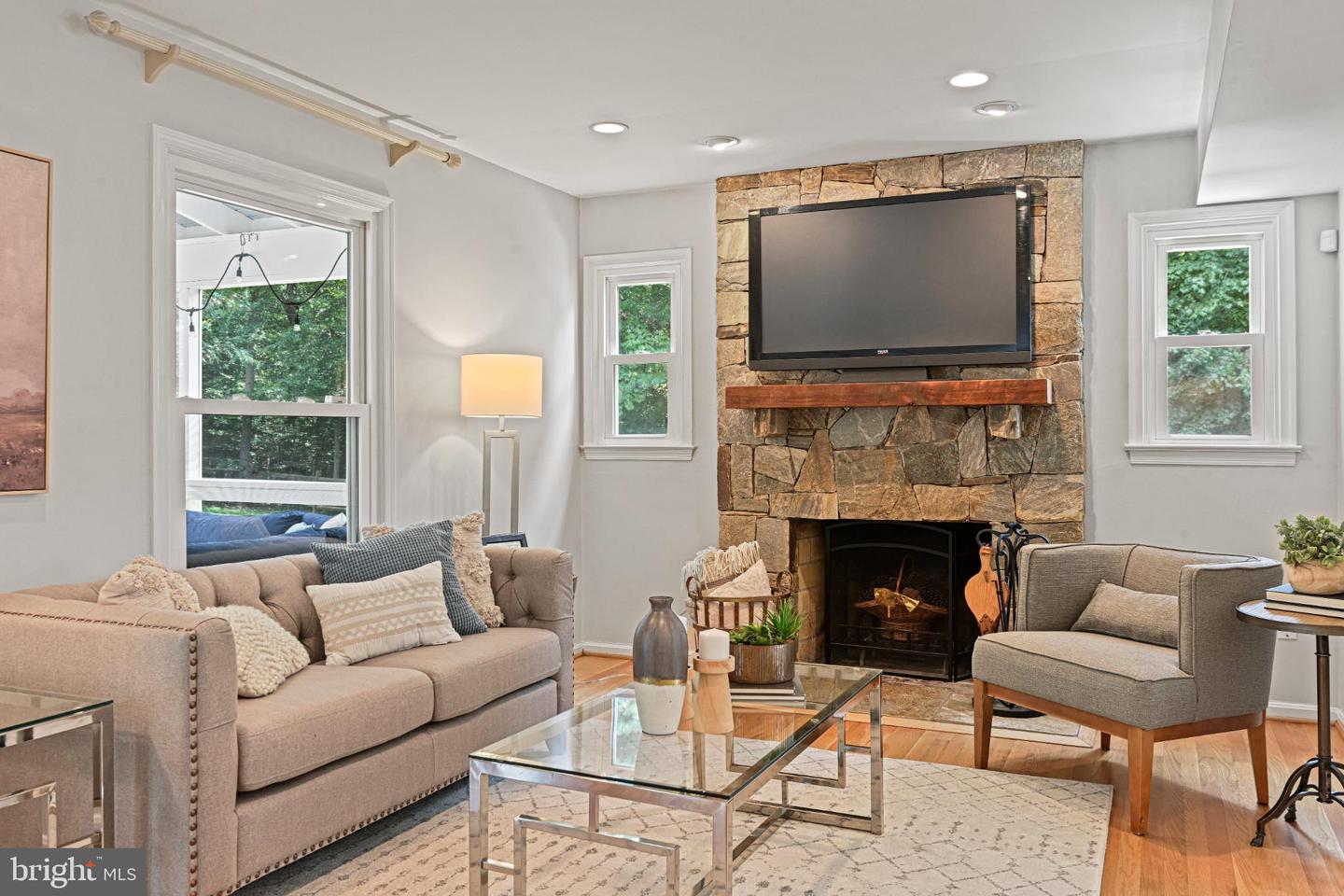 10302 GALPIN CT, GREAT FALLS, Virginia 22066, 4 Bedrooms Bedrooms, 17 Rooms Rooms,2 BathroomsBathrooms,Residential,For sale,10302 GALPIN CT,VAFX2277606 MLS # VAFX2277606 10302 GALPIN CT, GREAT FALLS, Virginia 22066, 4 Bedrooms Bedrooms, 17 Rooms Rooms,2 BathroomsBathrooms,Residential,For sale,10302 GALPIN CT,VAFX2277606 MLS # VAFX2277606