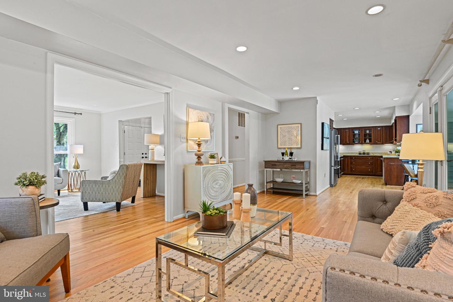 10302 GALPIN CT, GREAT FALLS, Virginia 22066, 4 Bedrooms Bedrooms, 17 Rooms Rooms,2 BathroomsBathrooms,Residential,For sale,10302 GALPIN CT,VAFX2277606 MLS # VAFX2277606 10302 GALPIN CT, GREAT FALLS, Virginia 22066, 4 Bedrooms Bedrooms, 17 Rooms Rooms,2 BathroomsBathrooms,Residential,For sale,10302 GALPIN CT,VAFX2277606 MLS # VAFX2277606