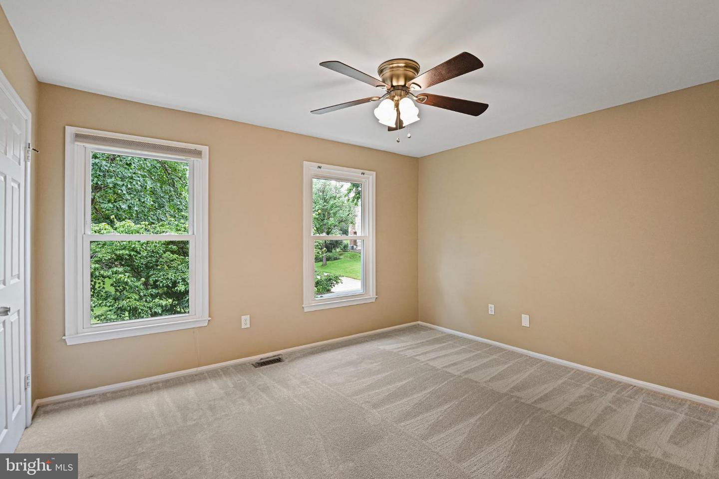 10302 GALPIN CT, GREAT FALLS, Virginia 22066, 4 Bedrooms Bedrooms, 17 Rooms Rooms,2 BathroomsBathrooms,Residential,For sale,10302 GALPIN CT,VAFX2277606 MLS # VAFX2277606 10302 GALPIN CT, GREAT FALLS, Virginia 22066, 4 Bedrooms Bedrooms, 17 Rooms Rooms,2 BathroomsBathrooms,Residential,For sale,10302 GALPIN CT,VAFX2277606 MLS # VAFX2277606