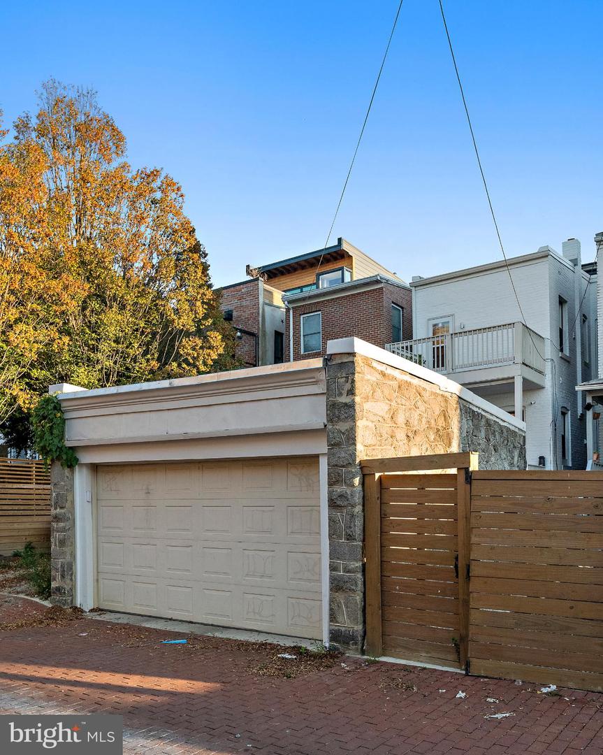 55 S STREET NW, WASHINGTON, District Of Columbia 20001, 4 Bedrooms Bedrooms, 13 Rooms Rooms,3 BathroomsBathrooms,Residential,For sale,55 S STREET NW,DCDC2230314 MLS # DCDC2230314 55 S STREET NW, WASHINGTON, District Of Columbia 20001, 4 Bedrooms Bedrooms, 13 Rooms Rooms,3 BathroomsBathrooms,Residential,For sale,55 S STREET NW,DCDC2230314 MLS # DCDC2230314