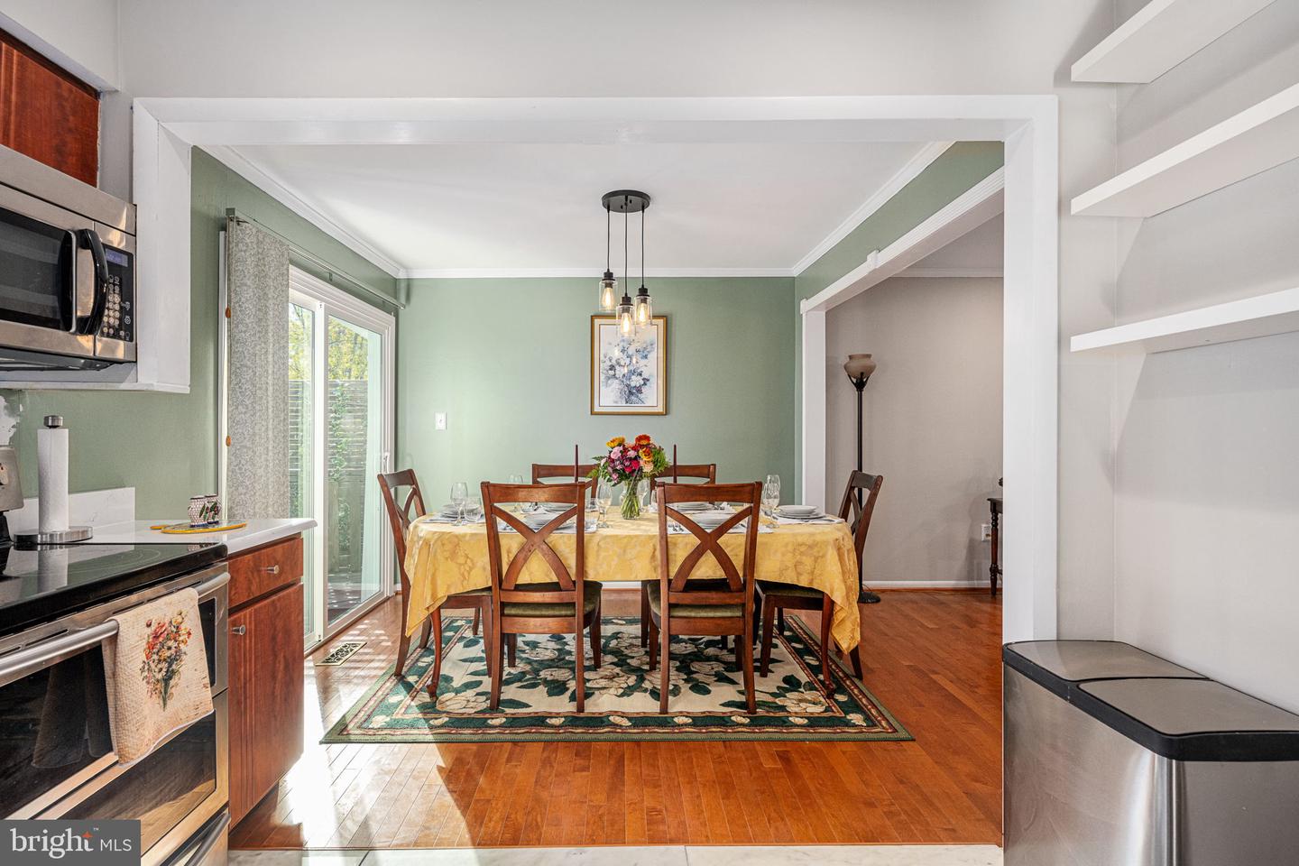 13707 MAPLEDALE AVE, WOODBRIDGE, Virginia 22193, 4 Bedrooms Bedrooms, ,2 BathroomsBathrooms,Residential,For sale,13707 MAPLEDALE AVE,VAPW2107268 MLS # VAPW2107268