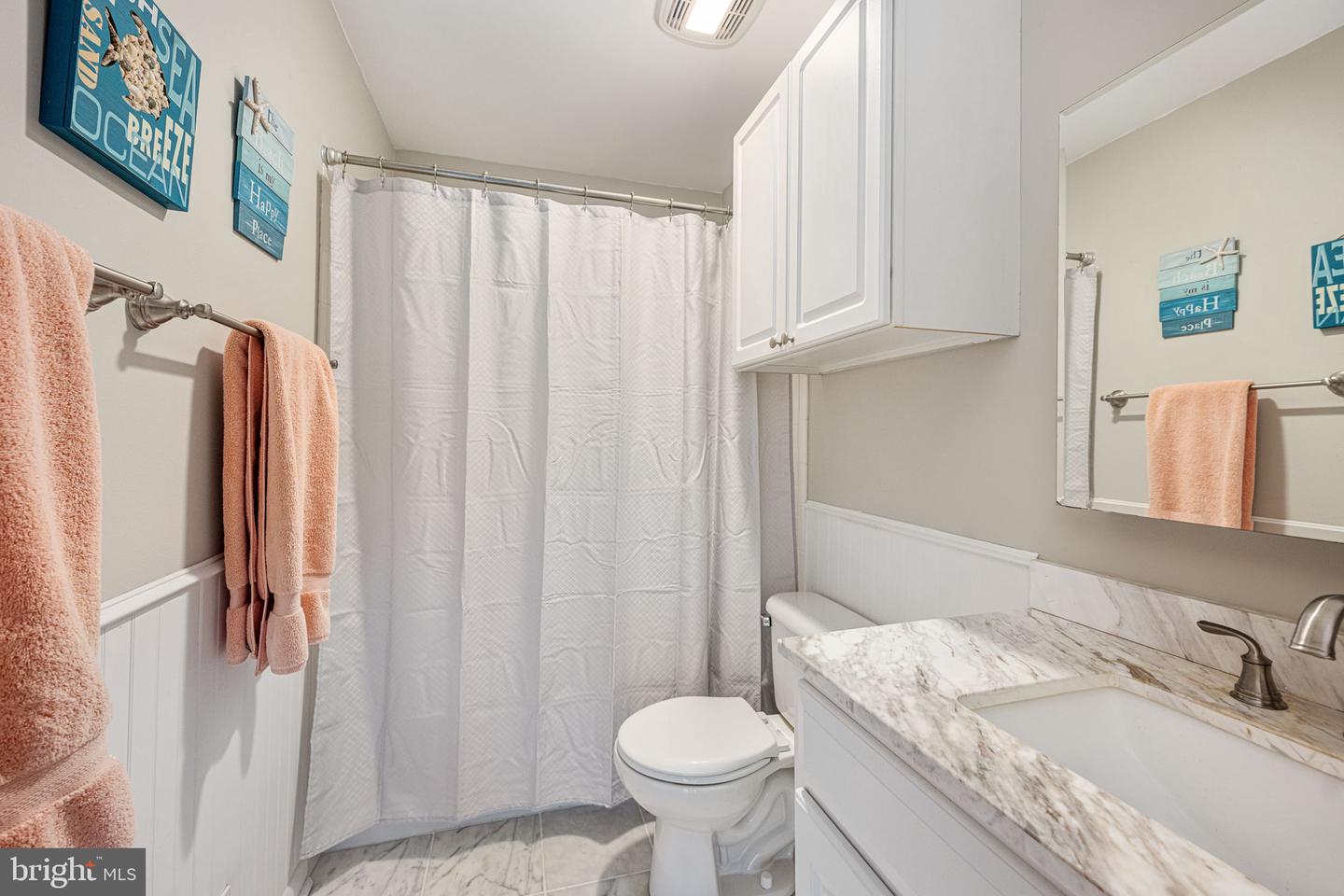 13707 MAPLEDALE AVE, WOODBRIDGE, Virginia 22193, 4 Bedrooms Bedrooms, ,2 BathroomsBathrooms,Residential,For sale,13707 MAPLEDALE AVE,VAPW2107268 MLS # VAPW2107268