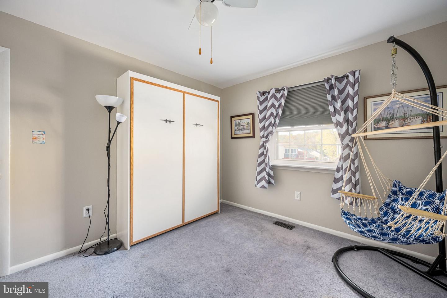 13707 MAPLEDALE AVE, WOODBRIDGE, Virginia 22193, 4 Bedrooms Bedrooms, ,2 BathroomsBathrooms,Residential,For sale,13707 MAPLEDALE AVE,VAPW2107268 MLS # VAPW2107268