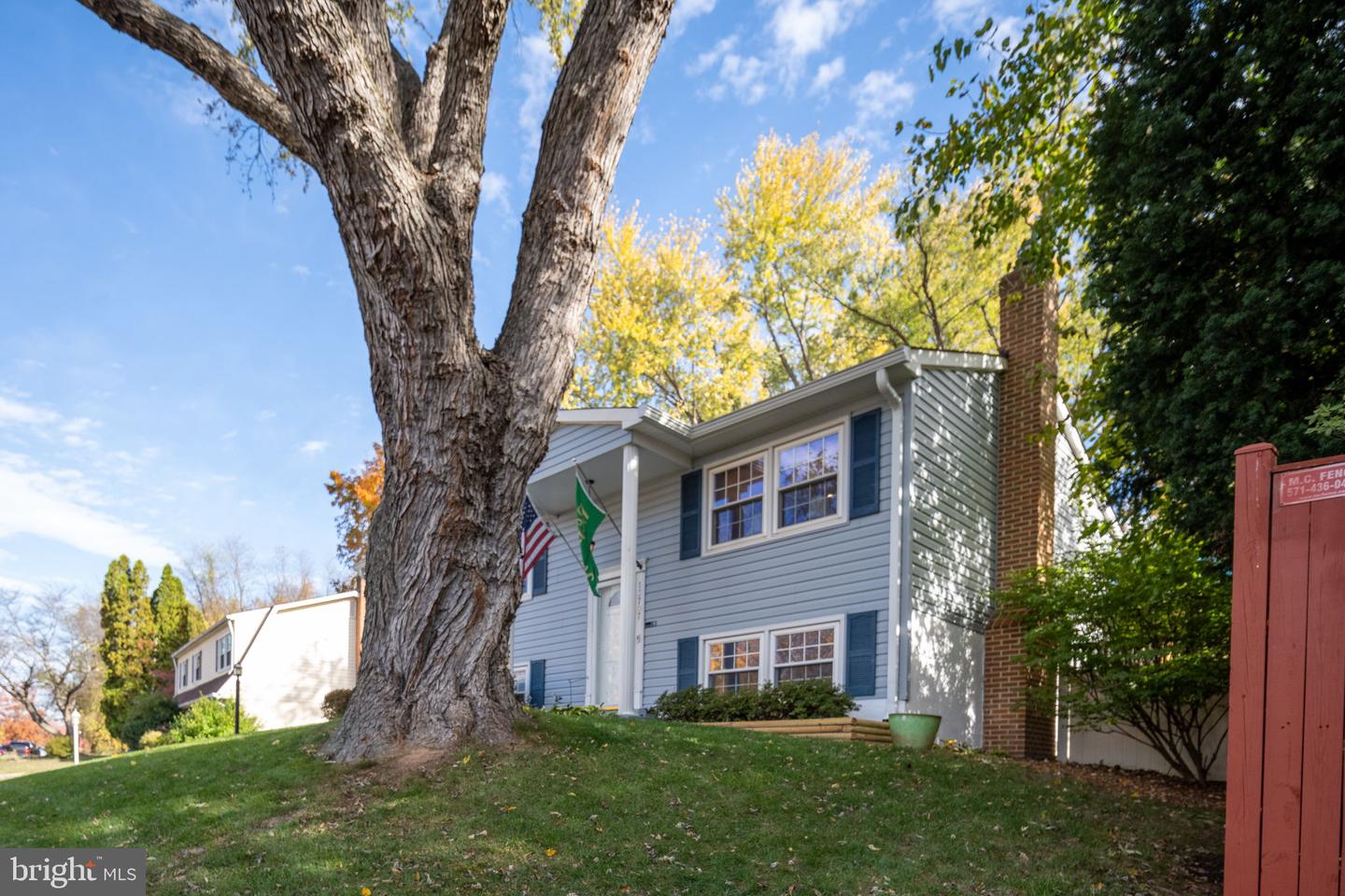 13707 MAPLEDALE AVE, WOODBRIDGE, Virginia 22193, 4 Bedrooms Bedrooms, ,2 BathroomsBathrooms,Residential,For sale,13707 MAPLEDALE AVE,VAPW2107268 MLS # VAPW2107268