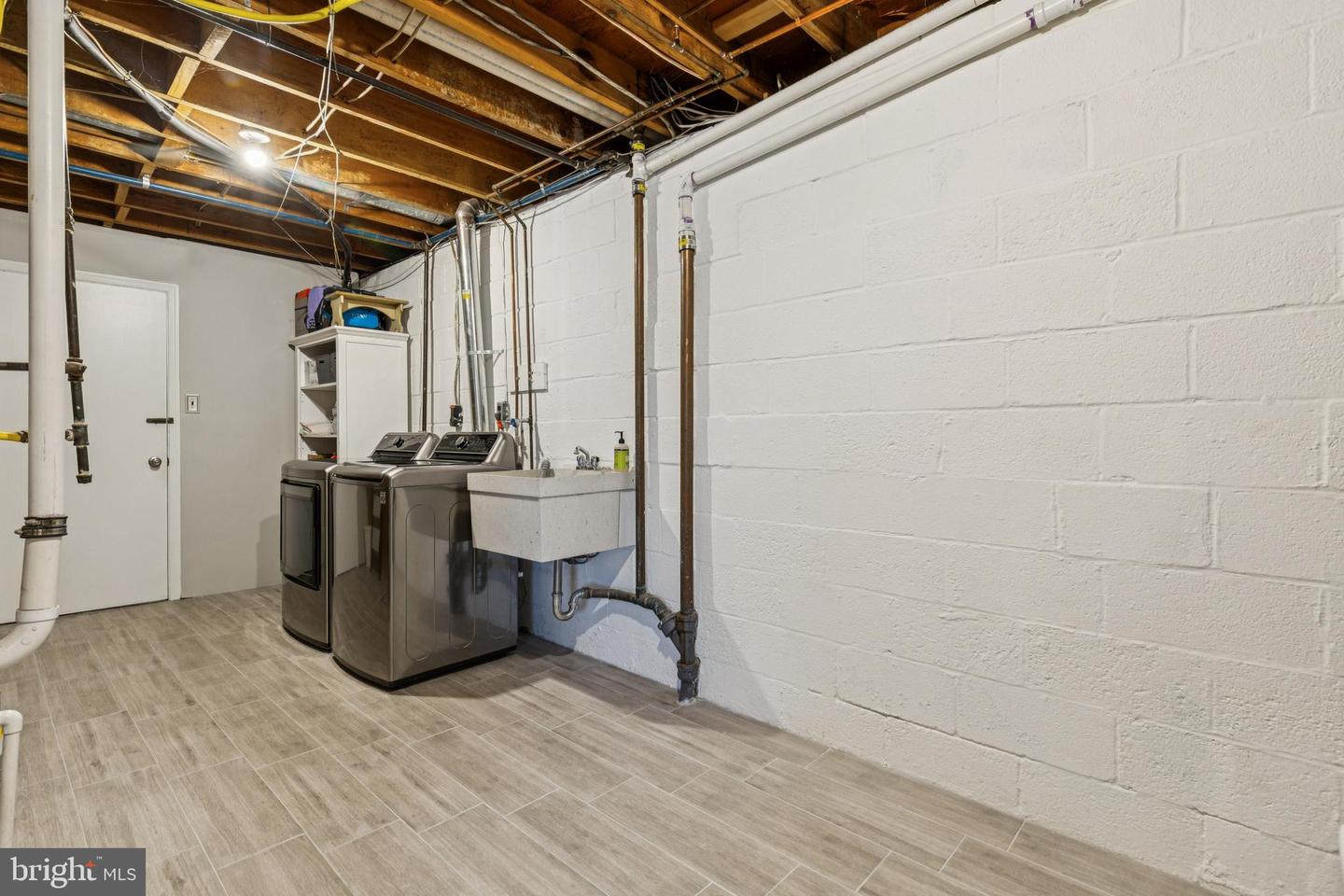 8101 GREELEY BLVD, SPRINGFIELD, Virginia 22152, 4 Bedrooms Bedrooms, ,2 BathroomsBathrooms,Residential,For sale,8101 GREELEY BLVD,VAFX2277790 MLS # VAFX2277790 8101 GREELEY BLVD, SPRINGFIELD, Virginia 22152, 4 Bedrooms Bedrooms, ,2 BathroomsBathrooms,Residential,For sale,8101 GREELEY BLVD,VAFX2277790 MLS # VAFX2277790