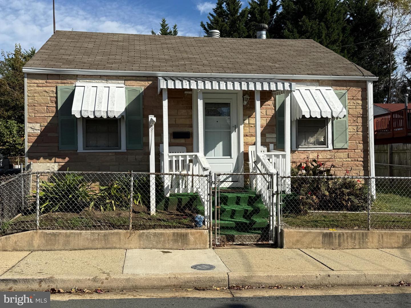 1737 N CULPEPER ST, ARLINGTON, Virginia 22207, 2 Bedrooms Bedrooms, ,1 BathroomBathrooms,Residential,For sale,1737 N CULPEPER ST,VAAR2065718 MLS # VAAR2065718 1737 N CULPEPER ST, ARLINGTON, Virginia 22207, 2 Bedrooms Bedrooms, ,1 BathroomBathrooms,Residential,For sale,1737 N CULPEPER ST,VAAR2065718 MLS # VAAR2065718