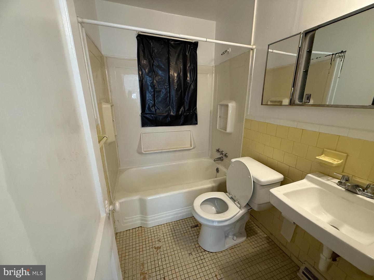 1737 N CULPEPER ST, ARLINGTON, Virginia 22207, 2 Bedrooms Bedrooms, ,1 BathroomBathrooms,Residential,For sale,1737 N CULPEPER ST,VAAR2065718 MLS # VAAR2065718 1737 N CULPEPER ST, ARLINGTON, Virginia 22207, 2 Bedrooms Bedrooms, ,1 BathroomBathrooms,Residential,For sale,1737 N CULPEPER ST,VAAR2065718 MLS # VAAR2065718