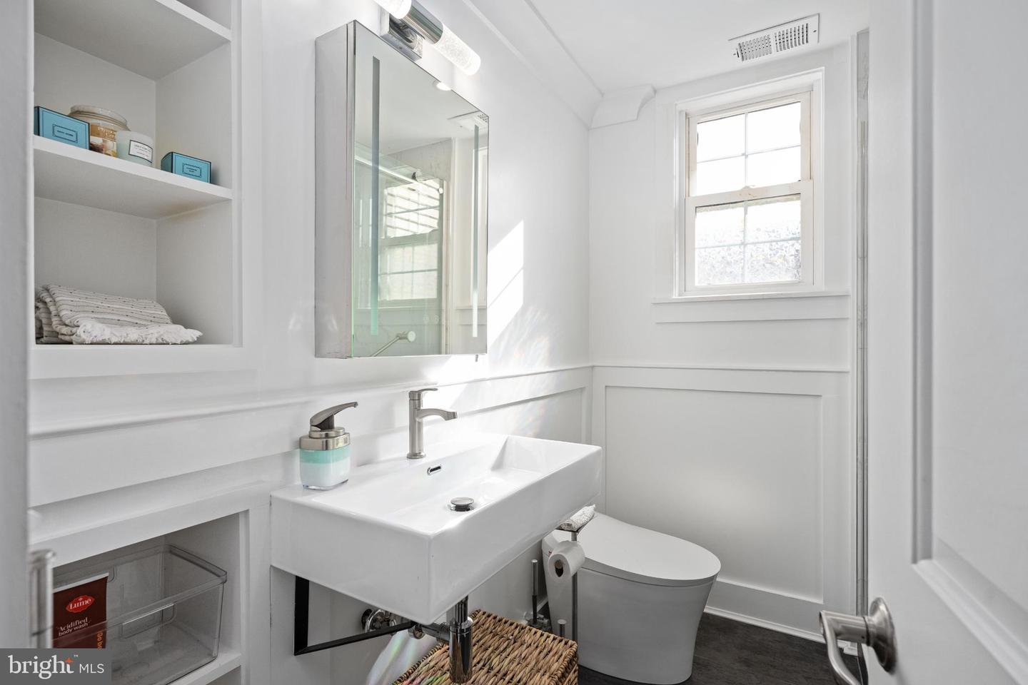 224 PRINCE ST NE, LEESBURG, Virginia 20176, 5 Bedrooms Bedrooms, 18 Rooms Rooms,3 BathroomsBathrooms,Residential,For sale,224 PRINCE ST NE,VALO2110532 MLS # VALO2110532 224 PRINCE ST NE, LEESBURG, Virginia 20176, 5 Bedrooms Bedrooms, 18 Rooms Rooms,3 BathroomsBathrooms,Residential,For sale,224 PRINCE ST NE,VALO2110532 MLS # VALO2110532