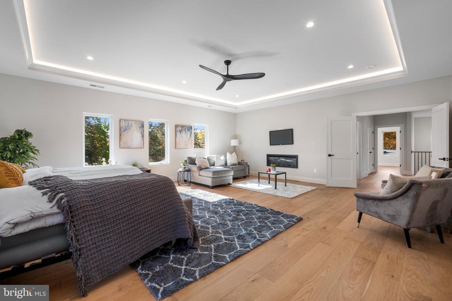 8023 LEWINSVILLE RD, MCLEAN, Virginia 22102, 6 Bedrooms Bedrooms, ,6 BathroomsBathrooms,Residential,For sale,8023 LEWINSVILLE RD,VAFX2277936 MLS # VAFX2277936 8023 LEWINSVILLE RD, MCLEAN, Virginia 22102, 6 Bedrooms Bedrooms, ,6 BathroomsBathrooms,Residential,For sale,8023 LEWINSVILLE RD,VAFX2277936 MLS # VAFX2277936