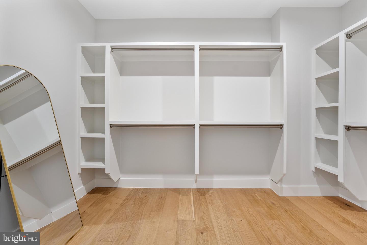 8023 LEWINSVILLE RD, MCLEAN, Virginia 22102, 6 Bedrooms Bedrooms, ,6 BathroomsBathrooms,Residential,For sale,8023 LEWINSVILLE RD,VAFX2277936 MLS # VAFX2277936 8023 LEWINSVILLE RD, MCLEAN, Virginia 22102, 6 Bedrooms Bedrooms, ,6 BathroomsBathrooms,Residential,For sale,8023 LEWINSVILLE RD,VAFX2277936 MLS # VAFX2277936