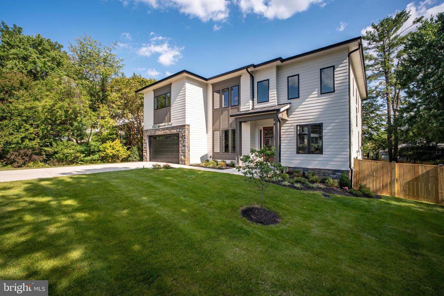 8023 LEWINSVILLE RD, MCLEAN, Virginia 22102, 6 Bedrooms Bedrooms, ,6 BathroomsBathrooms,Residential,For sale,8023 LEWINSVILLE RD,VAFX2277936 MLS # VAFX2277936 8023 LEWINSVILLE RD, MCLEAN, Virginia 22102, 6 Bedrooms Bedrooms, ,6 BathroomsBathrooms,Residential,For sale,8023 LEWINSVILLE RD,VAFX2277936 MLS # VAFX2277936