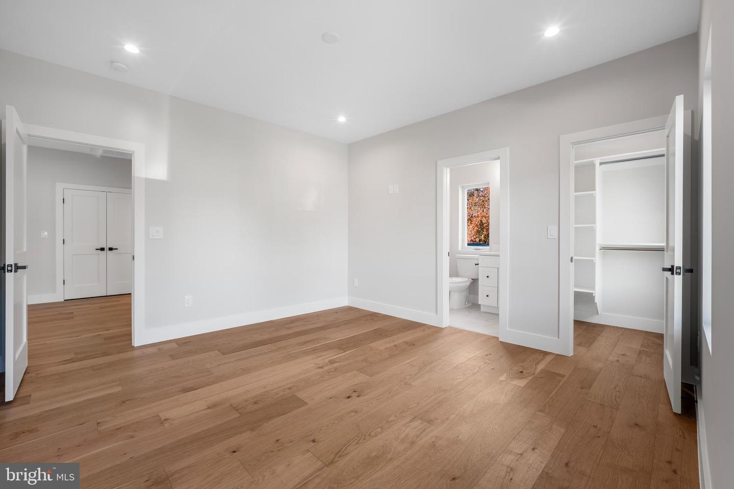 8023 LEWINSVILLE RD, MCLEAN, Virginia 22102, 6 Bedrooms Bedrooms, ,6 BathroomsBathrooms,Residential,For sale,8023 LEWINSVILLE RD,VAFX2277936 MLS # VAFX2277936 8023 LEWINSVILLE RD, MCLEAN, Virginia 22102, 6 Bedrooms Bedrooms, ,6 BathroomsBathrooms,Residential,For sale,8023 LEWINSVILLE RD,VAFX2277936 MLS # VAFX2277936