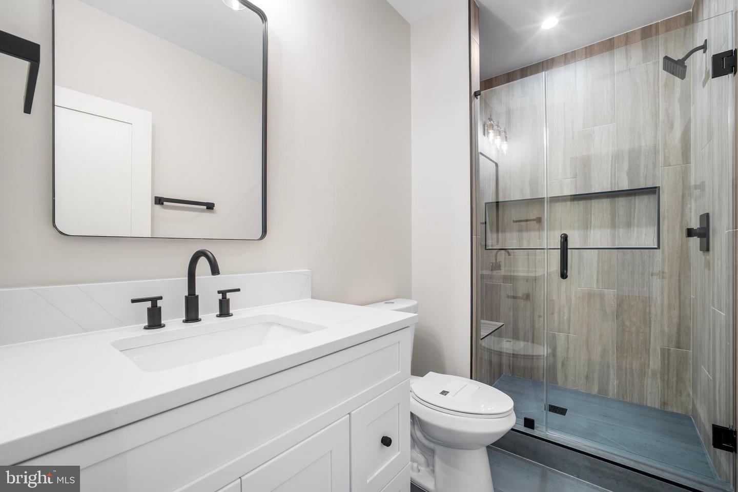 8023 LEWINSVILLE RD, MCLEAN, Virginia 22102, 6 Bedrooms Bedrooms, ,6 BathroomsBathrooms,Residential,For sale,8023 LEWINSVILLE RD,VAFX2277936 MLS # VAFX2277936 8023 LEWINSVILLE RD, MCLEAN, Virginia 22102, 6 Bedrooms Bedrooms, ,6 BathroomsBathrooms,Residential,For sale,8023 LEWINSVILLE RD,VAFX2277936 MLS # VAFX2277936