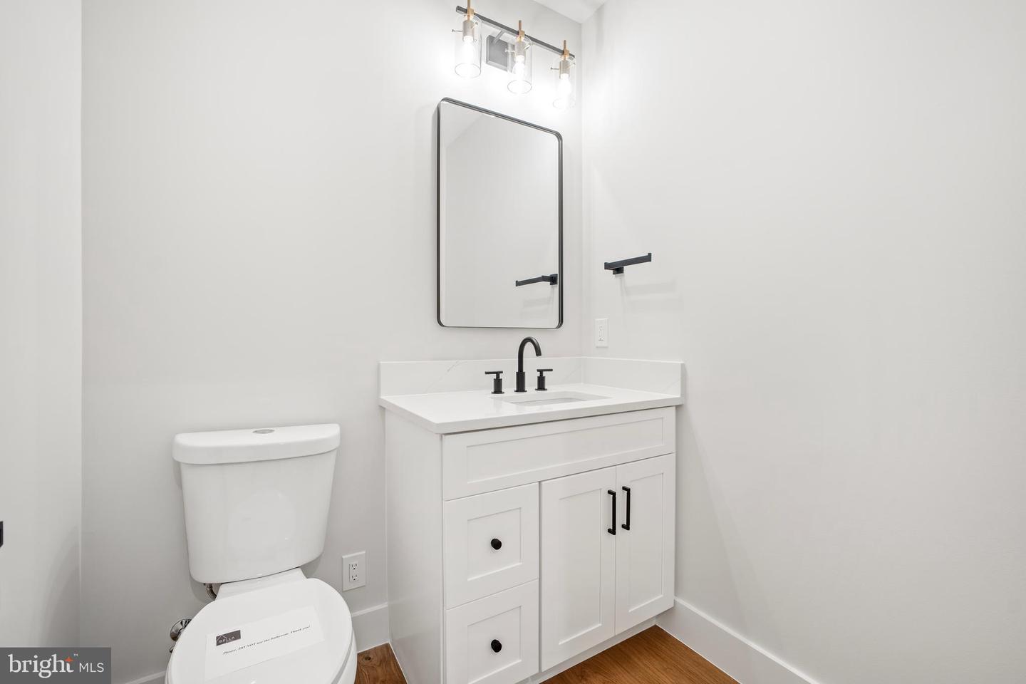 8023 LEWINSVILLE RD, MCLEAN, Virginia 22102, 6 Bedrooms Bedrooms, ,6 BathroomsBathrooms,Residential,For sale,8023 LEWINSVILLE RD,VAFX2277936 MLS # VAFX2277936 8023 LEWINSVILLE RD, MCLEAN, Virginia 22102, 6 Bedrooms Bedrooms, ,6 BathroomsBathrooms,Residential,For sale,8023 LEWINSVILLE RD,VAFX2277936 MLS # VAFX2277936