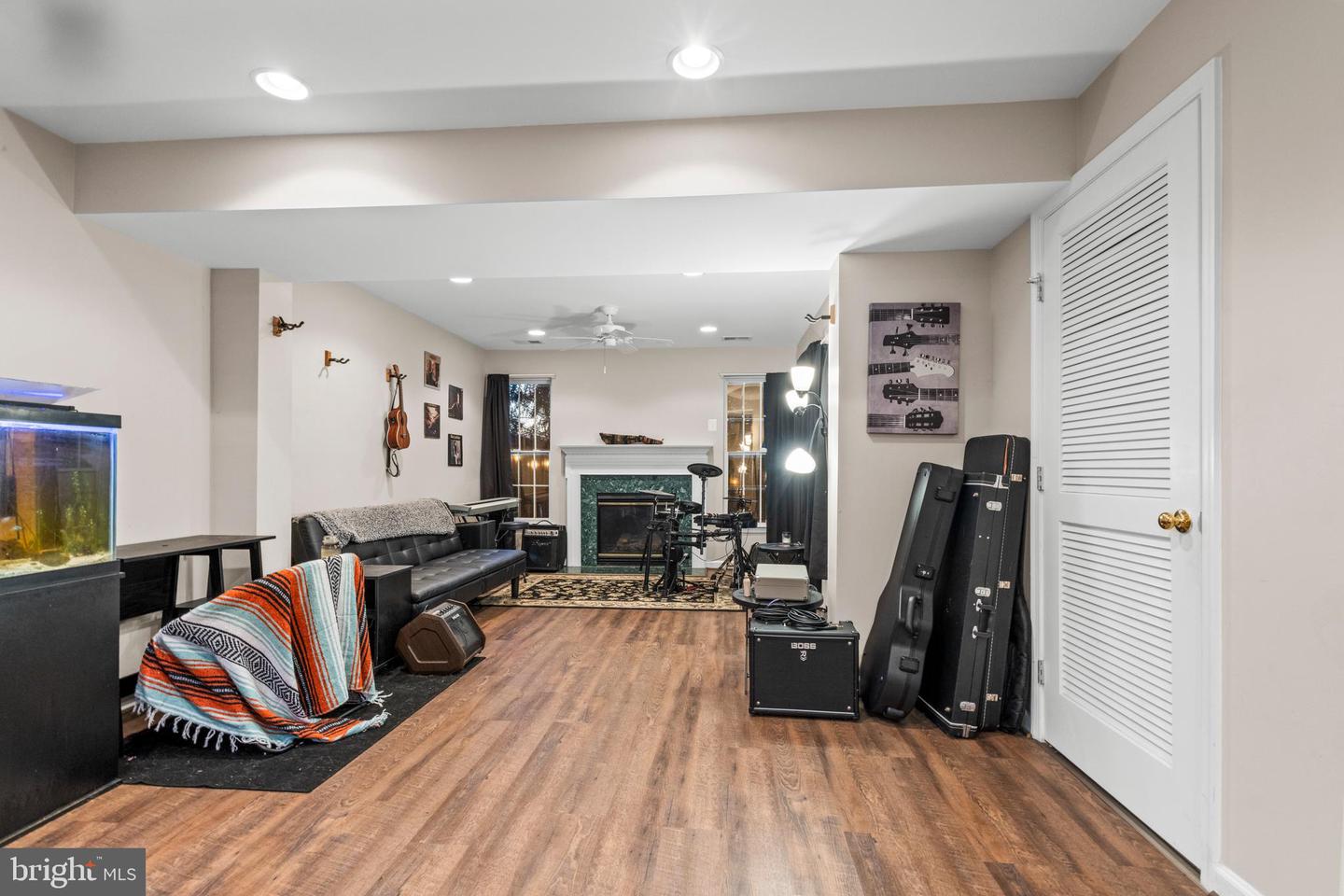 113 PITTMAN, STEPHENS CITY, Virginia 22655, 3 Bedrooms Bedrooms, ,2 BathroomsBathrooms,Residential,For sale,113 PITTMAN,VAFV2037876 MLS # VAFV2037876 113 PITTMAN, STEPHENS CITY, Virginia 22655, 3 Bedrooms Bedrooms, ,2 BathroomsBathrooms,Residential,For sale,113 PITTMAN,VAFV2037876 MLS # VAFV2037876