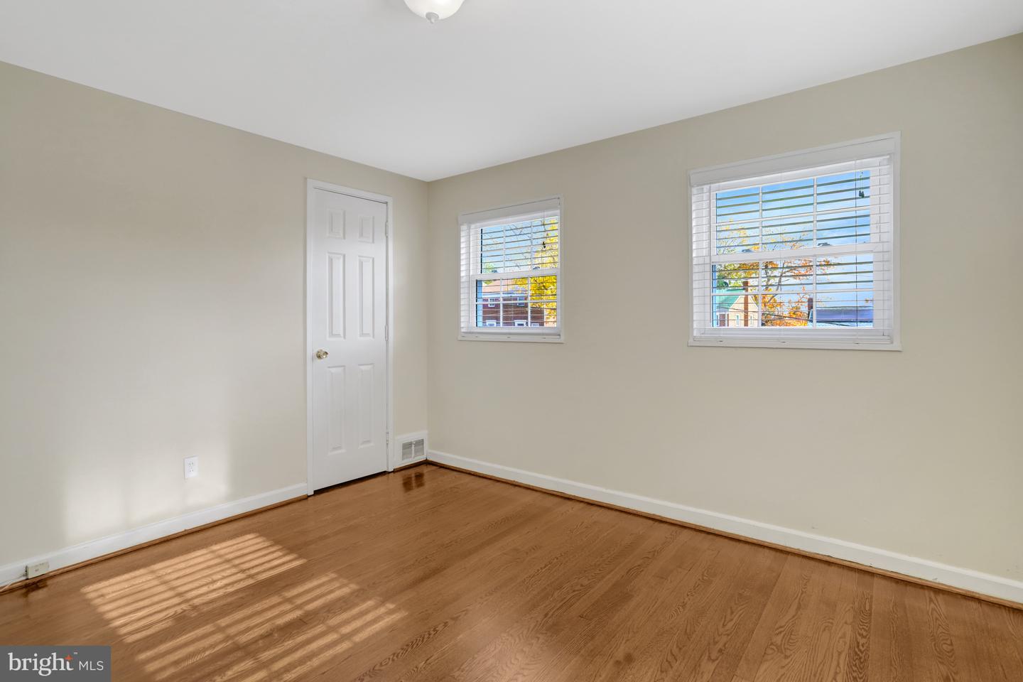 115 S INGRAM ST, ALEXANDRIA, Virginia 22304, 2 Bedrooms Bedrooms, ,1 BathroomBathrooms,Residential,For sale,115 S INGRAM ST,VAAX2051520 MLS # VAAX2051520