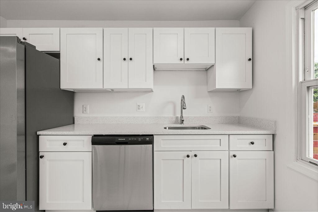 2903 WILLIAMSBURG CT, WOODBRIDGE, Virginia 22191, 3 Bedrooms Bedrooms, ,1 BathroomBathrooms,Residential,For sale,2903 WILLIAMSBURG CT,VAPW2107338 MLS # VAPW2107338 2903 WILLIAMSBURG CT, WOODBRIDGE, Virginia 22191, 3 Bedrooms Bedrooms, ,1 BathroomBathrooms,Residential,For sale,2903 WILLIAMSBURG CT,VAPW2107338 MLS # VAPW2107338