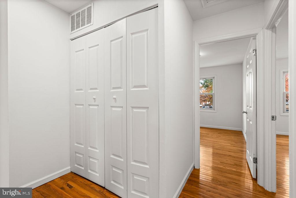 2903 WILLIAMSBURG CT, WOODBRIDGE, Virginia 22191, 3 Bedrooms Bedrooms, ,1 BathroomBathrooms,Residential,For sale,2903 WILLIAMSBURG CT,VAPW2107338 MLS # VAPW2107338 2903 WILLIAMSBURG CT, WOODBRIDGE, Virginia 22191, 3 Bedrooms Bedrooms, ,1 BathroomBathrooms,Residential,For sale,2903 WILLIAMSBURG CT,VAPW2107338 MLS # VAPW2107338