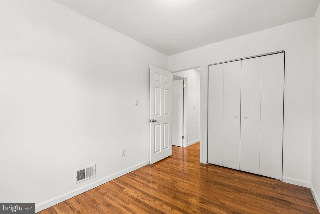 2903 WILLIAMSBURG CT, WOODBRIDGE, Virginia 22191, 3 Bedrooms Bedrooms, ,1 BathroomBathrooms,Residential,For sale,2903 WILLIAMSBURG CT,VAPW2107338 MLS # VAPW2107338 2903 WILLIAMSBURG CT, WOODBRIDGE, Virginia 22191, 3 Bedrooms Bedrooms, ,1 BathroomBathrooms,Residential,For sale,2903 WILLIAMSBURG CT,VAPW2107338 MLS # VAPW2107338