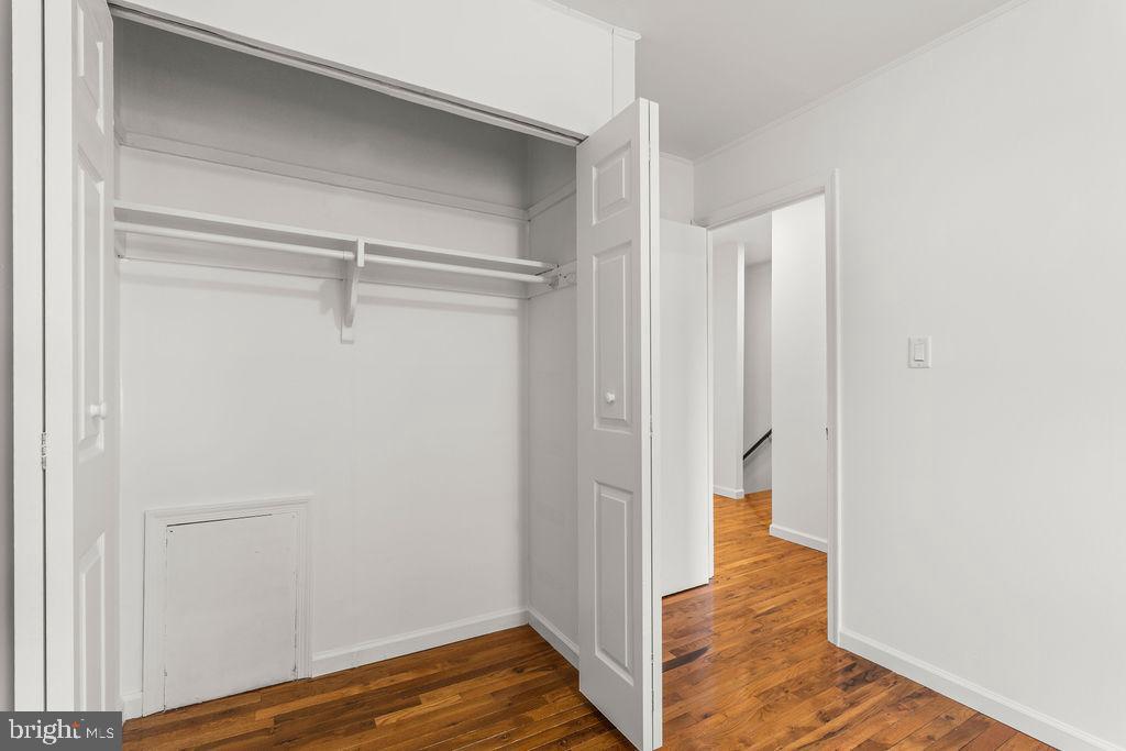 2903 WILLIAMSBURG CT, WOODBRIDGE, Virginia 22191, 3 Bedrooms Bedrooms, ,1 BathroomBathrooms,Residential,For sale,2903 WILLIAMSBURG CT,VAPW2107338 MLS # VAPW2107338 2903 WILLIAMSBURG CT, WOODBRIDGE, Virginia 22191, 3 Bedrooms Bedrooms, ,1 BathroomBathrooms,Residential,For sale,2903 WILLIAMSBURG CT,VAPW2107338 MLS # VAPW2107338