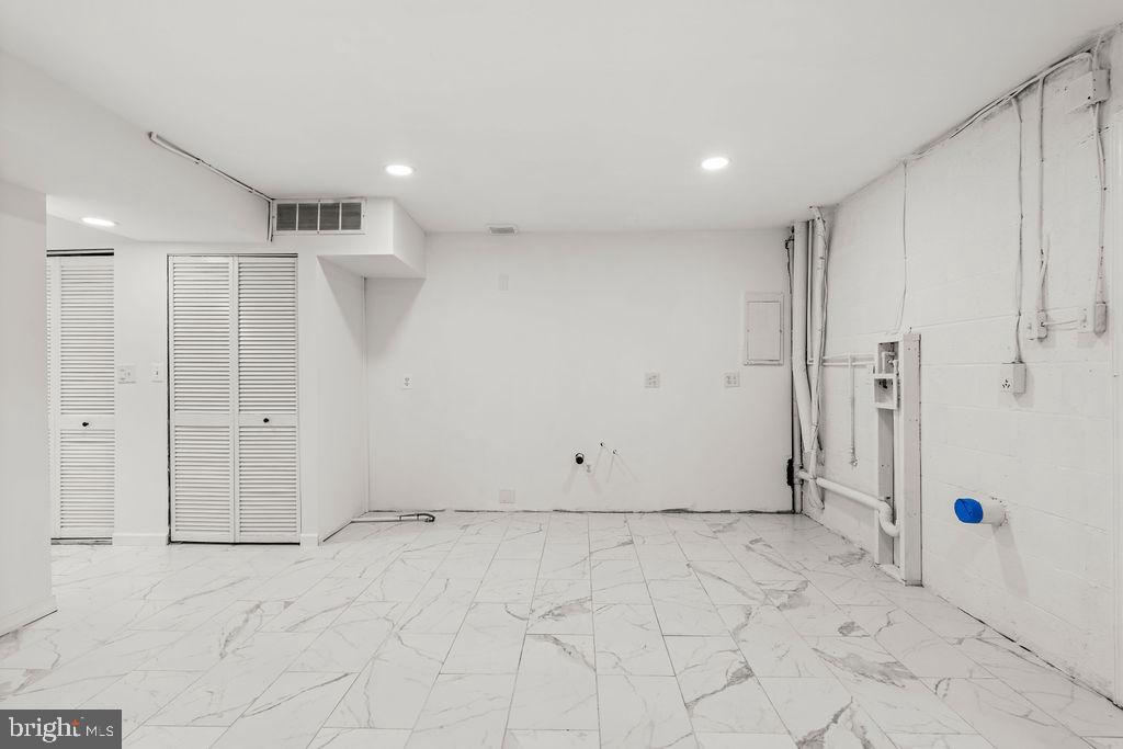 2903 WILLIAMSBURG CT, WOODBRIDGE, Virginia 22191, 3 Bedrooms Bedrooms, ,1 BathroomBathrooms,Residential,For sale,2903 WILLIAMSBURG CT,VAPW2107338 MLS # VAPW2107338 2903 WILLIAMSBURG CT, WOODBRIDGE, Virginia 22191, 3 Bedrooms Bedrooms, ,1 BathroomBathrooms,Residential,For sale,2903 WILLIAMSBURG CT,VAPW2107338 MLS # VAPW2107338