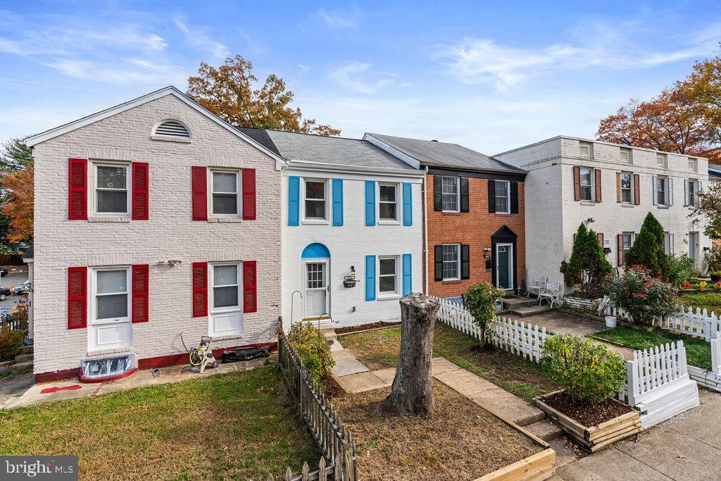 2903 WILLIAMSBURG CT, WOODBRIDGE, Virginia 22191, 3 Bedrooms Bedrooms, ,1 BathroomBathrooms,Residential,For sale,2903 WILLIAMSBURG CT,VAPW2107338 MLS # VAPW2107338 2903 WILLIAMSBURG CT, WOODBRIDGE, Virginia 22191, 3 Bedrooms Bedrooms, ,1 BathroomBathrooms,Residential,For sale,2903 WILLIAMSBURG CT,VAPW2107338 MLS # VAPW2107338