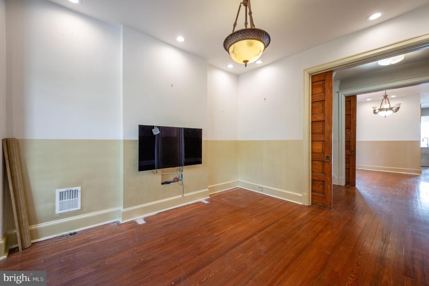 118 BRYANT ST NW, WASHINGTON, District Of Columbia 20001, 4 Bedrooms Bedrooms, 11 Rooms Rooms,3 BathroomsBathrooms,Residential,For sale,118 BRYANT ST NW,DCDC2230568 MLS # DCDC2230568 118 BRYANT ST NW, WASHINGTON, District Of Columbia 20001, 4 Bedrooms Bedrooms, 11 Rooms Rooms,3 BathroomsBathrooms,Residential,For sale,118 BRYANT ST NW,DCDC2230568 MLS # DCDC2230568